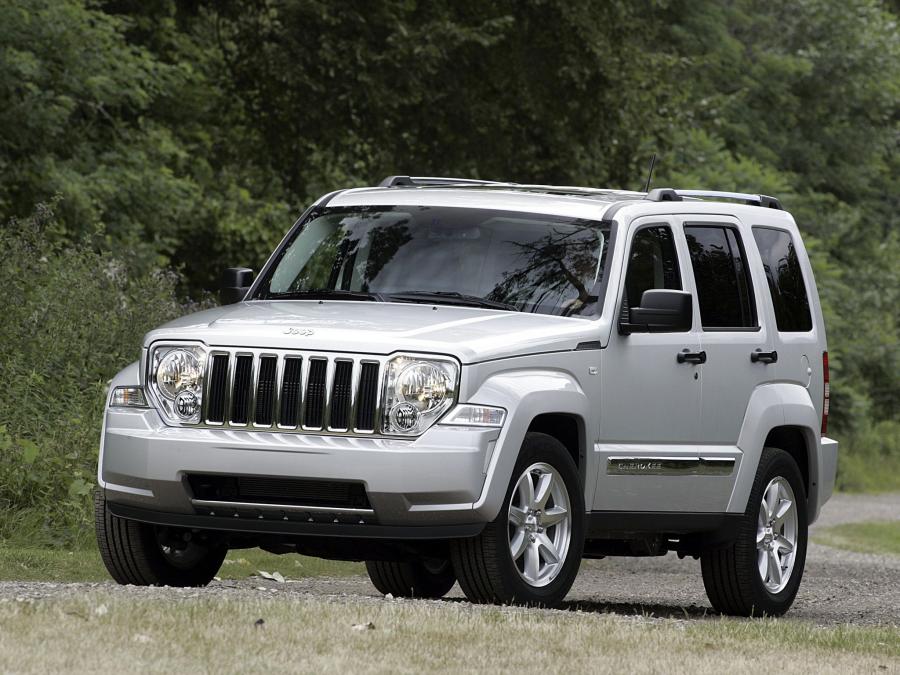  Jeep Cherokee Limited CRD 2007 года  (фото 29 из 30)